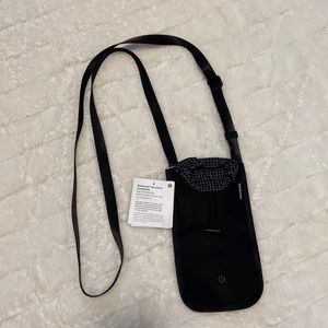 Lululemon Drawcord Top-Cinch Crossbody Bag
